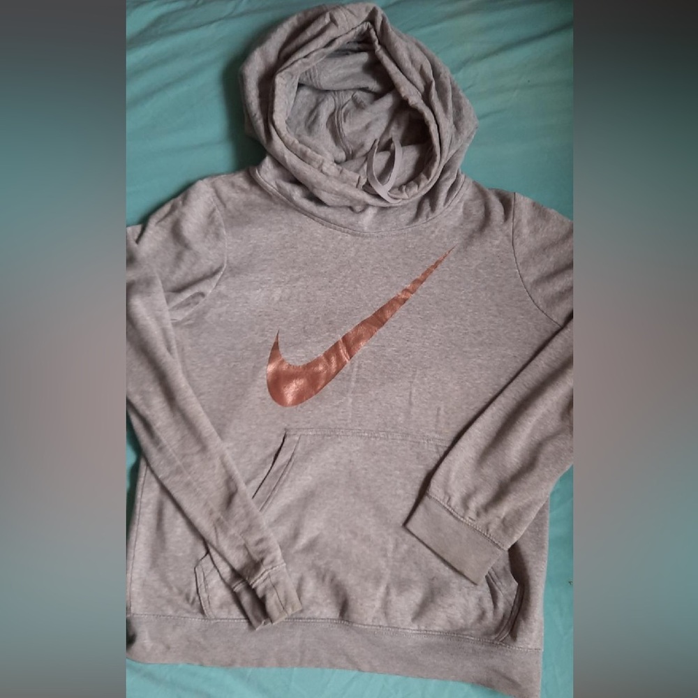 Gray Nike sweatshirt